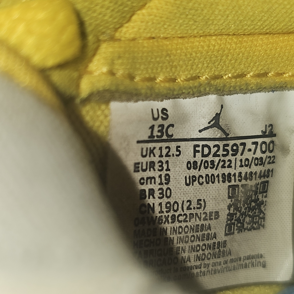 Jordan Kids Sneakers in Blue and Yellow - Picture 10 of 13
